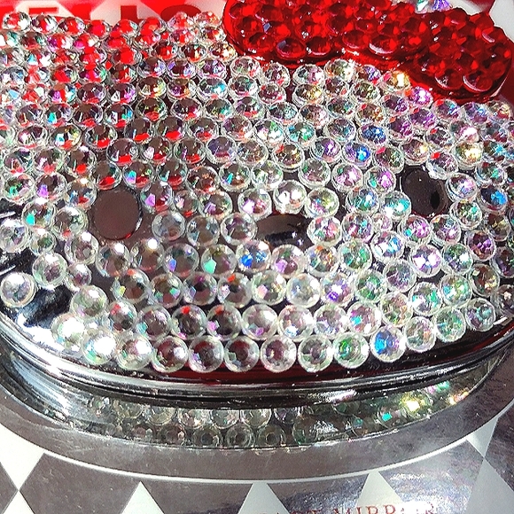 Hello Kitty Swarovski Crystal Studded Pave NWT - Picture 6 of 12